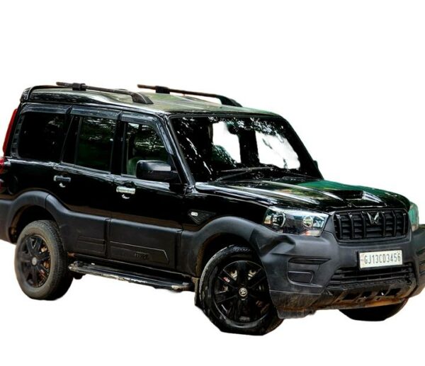 Mahindra Scorpio S10 Black - Image 3